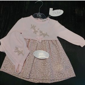 Beautiful dress with matching bonnet!